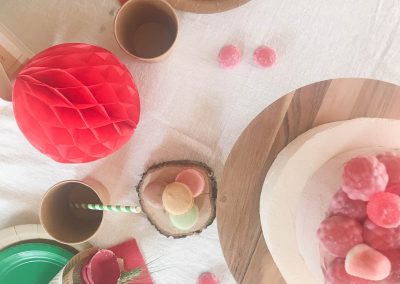 Mesa dulce de una fiesta temática de Sant Jordi